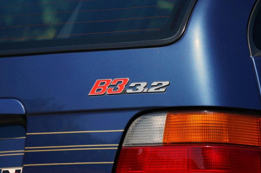 Логотип Alpina B3 3.2 Touring (E36) 1996 года  (фото 2 из 4)